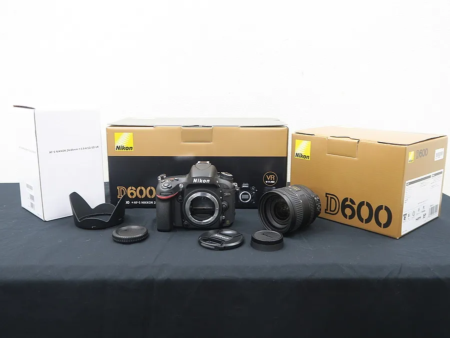 ニコン NIKON D600 24-85 VRレンズキット カメラ