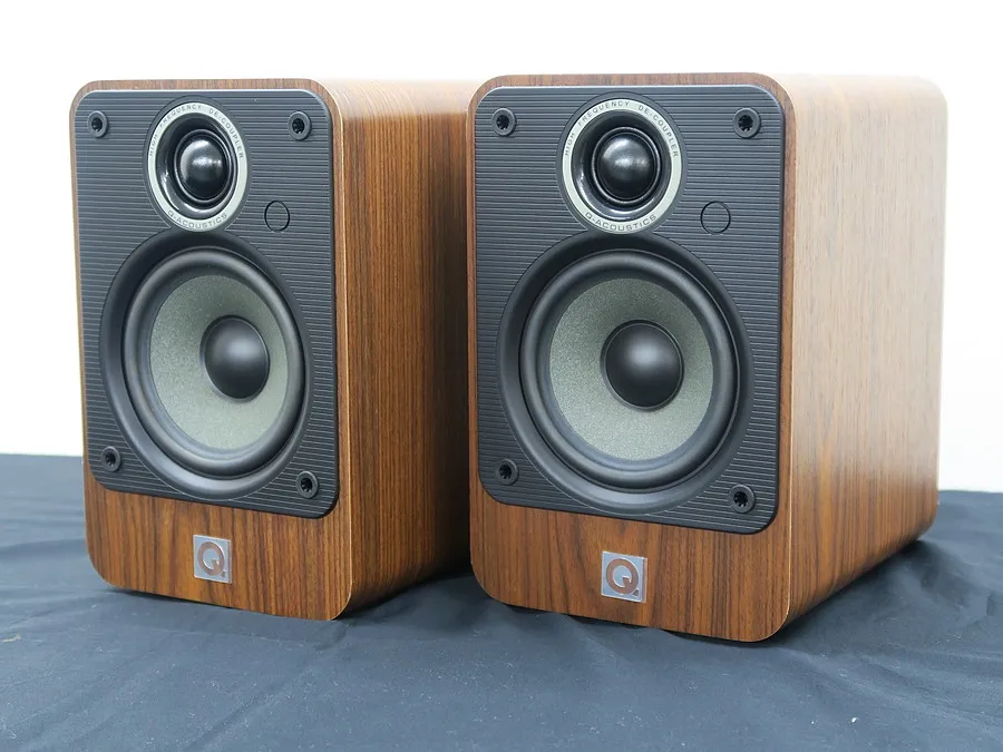 キューアコースティック Q Acoustics 2010i スピーカー