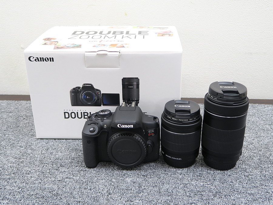 Canon EOS KISS X8i Wズームキット - デジタルカメラ