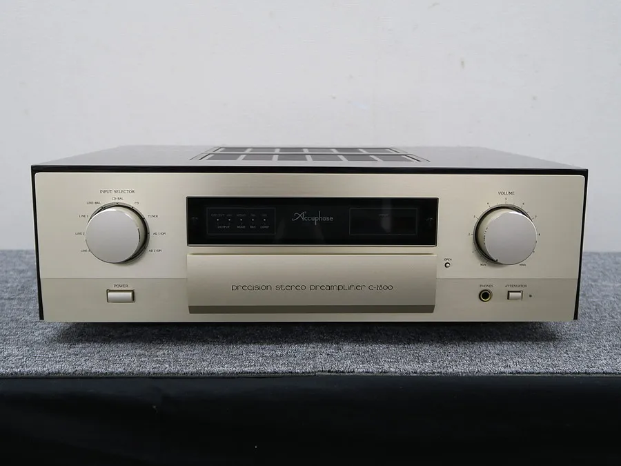 アキュフェーズ Accuphase C-2800 プリアンプ
