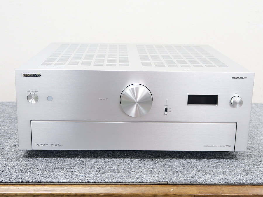 オンキヨー ONKYO A-9070 プリメインアンプ 元箱付 @40139 / 中古