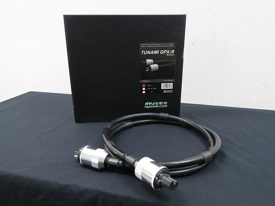 オヤイデ OYAIDE TUNAMI GPX-R (1.8m) M1/F1電源ケーブル