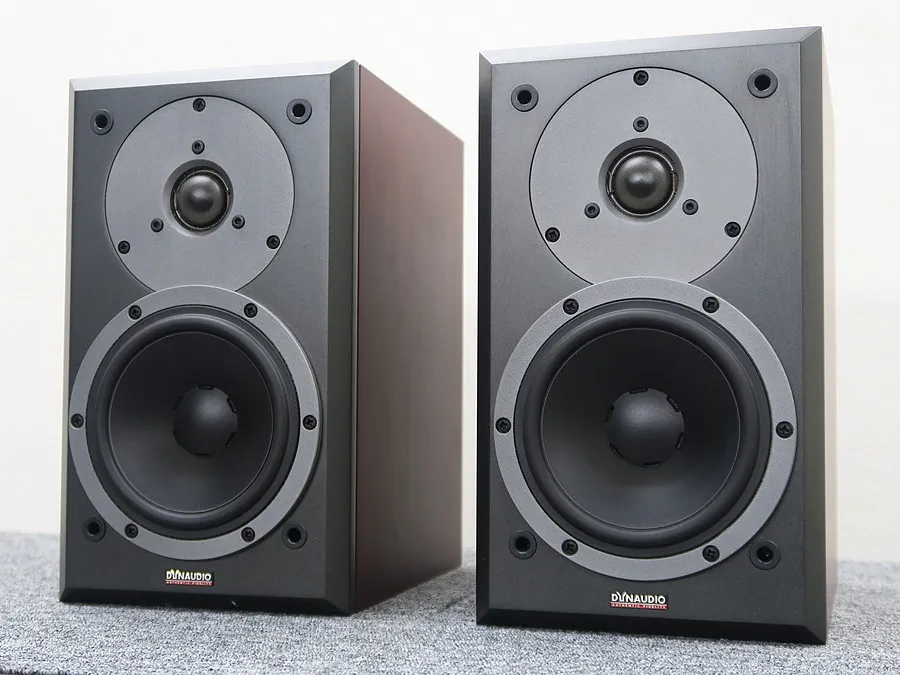 ディナウディオ DYNAUDIO DM2/6 スピーカー