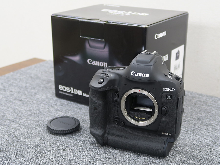 美品】キヤノン Canon EOS 1DX Mark II ボディ 元箱付 @41314 / 中古 