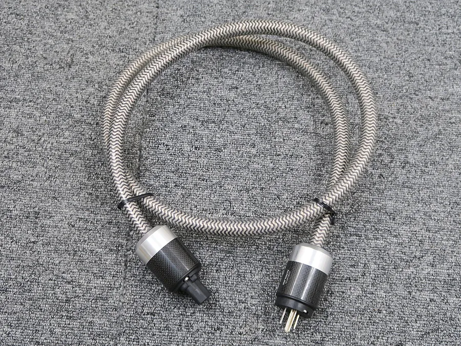 エソテリック ESOTERIC 7N-PC7100(1.5m) 電源ケーブル 元箱付