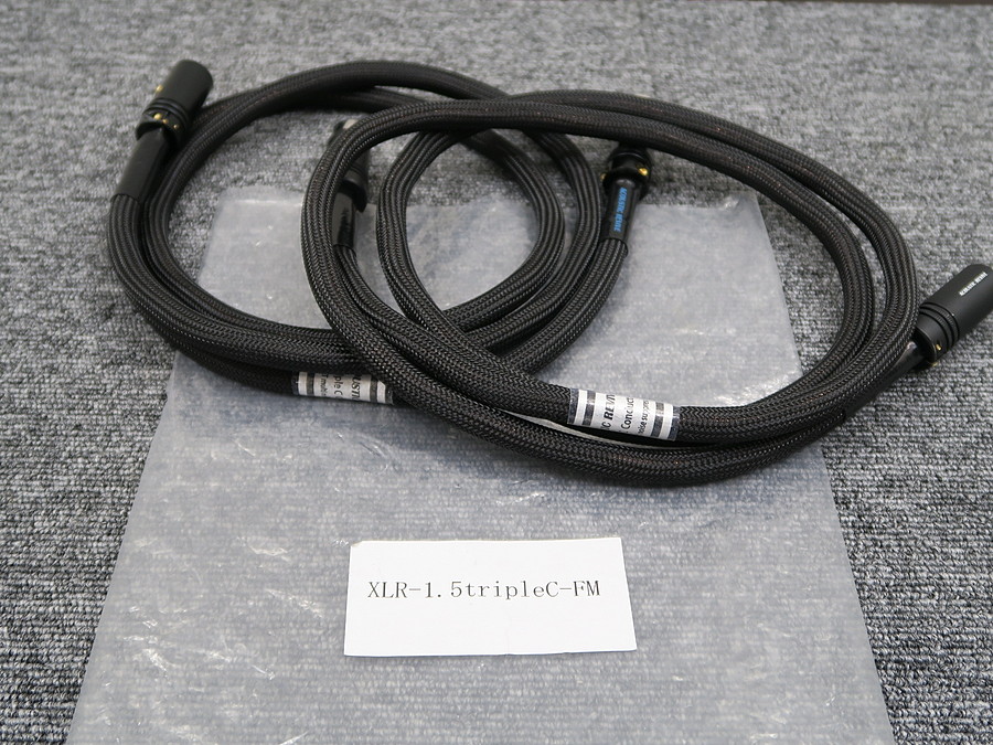 アコースティックリバイブ Acoustic Revive XLR-1.5 tripleC-FM XLR