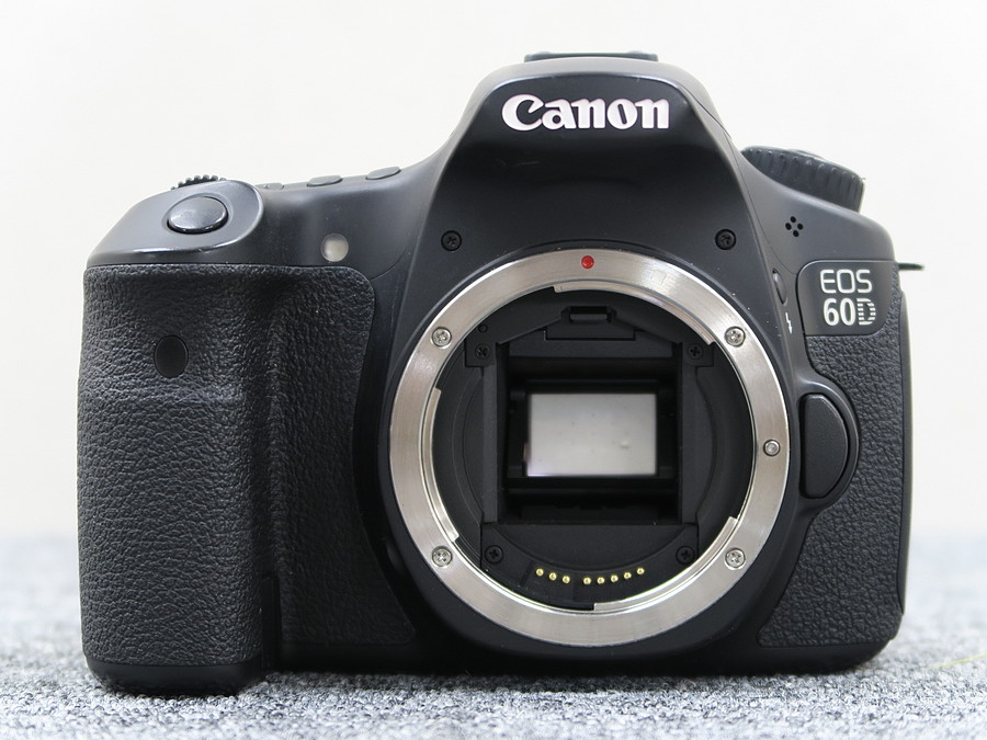 Canon EOS 60D レンズキット EF-S18-135mm F3.5-5.6 IS 元箱付 @42511 / 中古オーディオ買取、販売