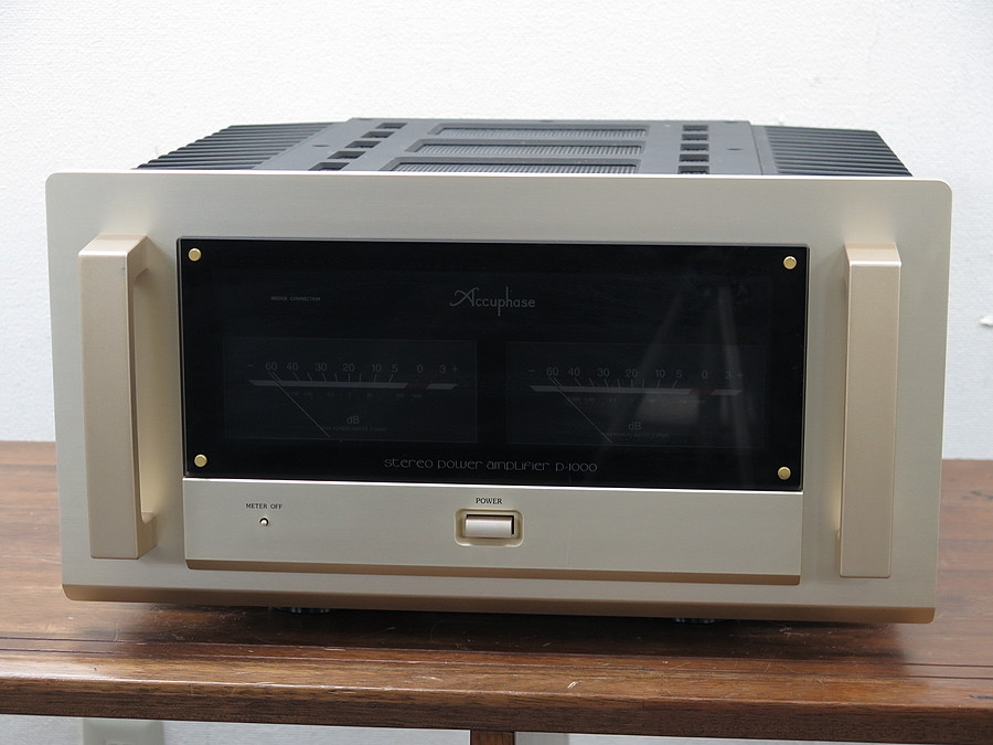 アキュフェーズ Accuphase P-1000 パワーアンプ 元箱付 @42678 / 中古