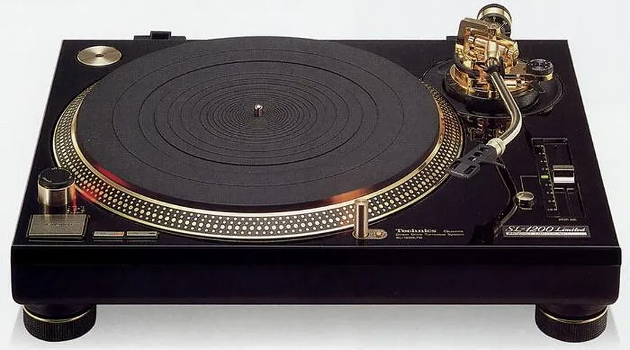 Technics SL-1200LTD ターンテーブル