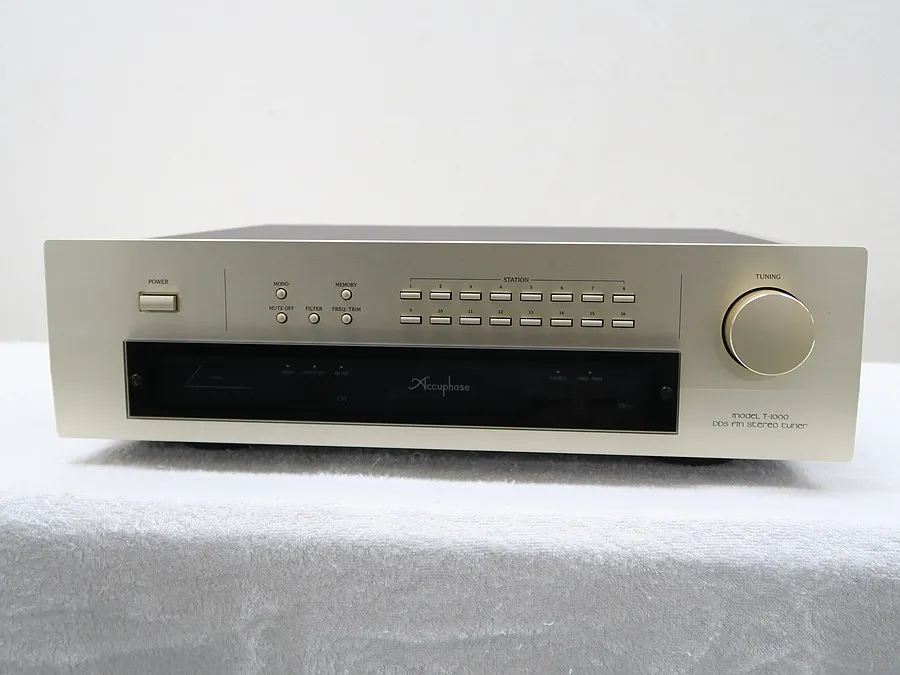 アキュフェーズ Accuphase T-1000 チューナー