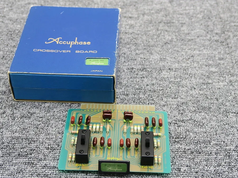 アキュフェーズ Accuphase CB-8000 クロスオーバーボード 元箱付