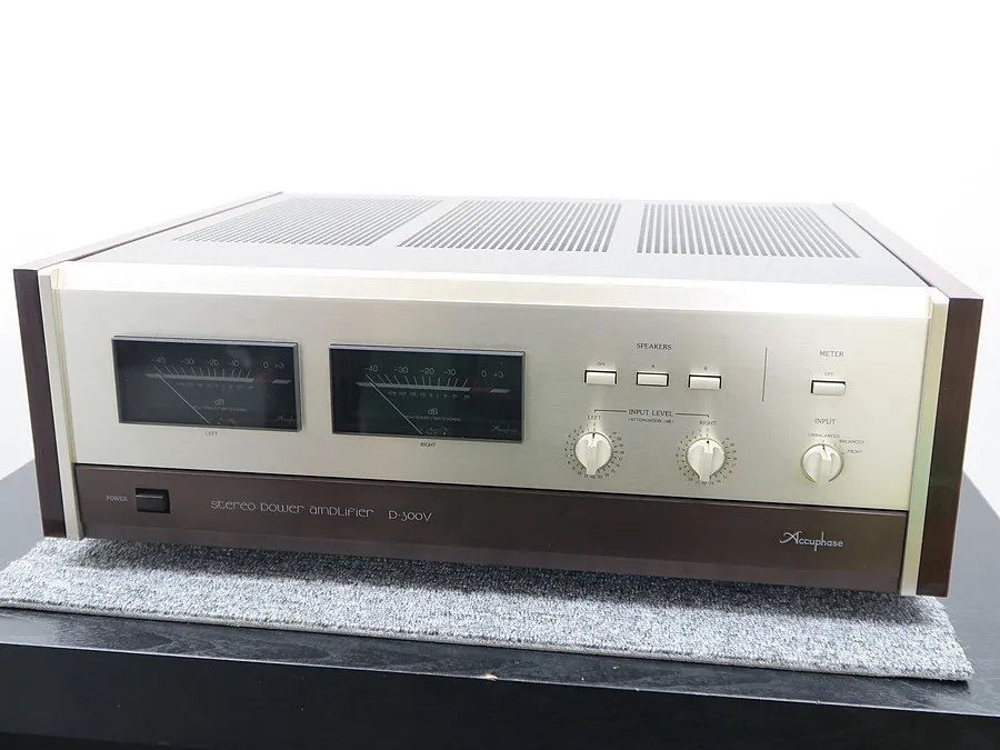 アキュフェーズ Accuphase P-300V パワーアンプ