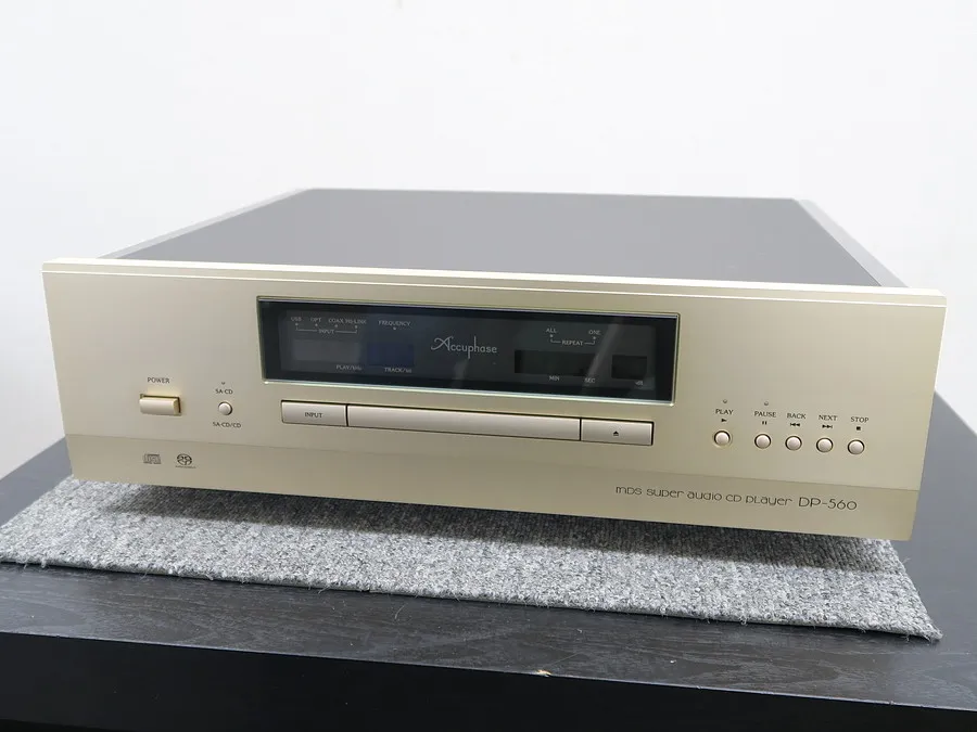 アキュフェーズ Accuphase DP-560 CDプレーヤー 元箱付