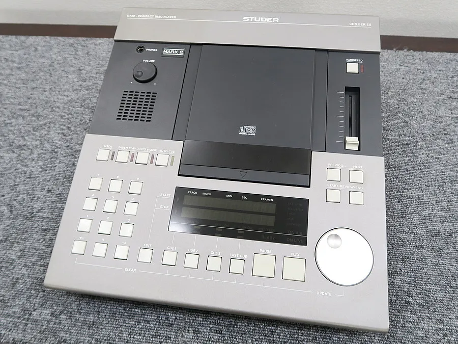 スチューダー STUDER D730　Mark2 CDデッキ