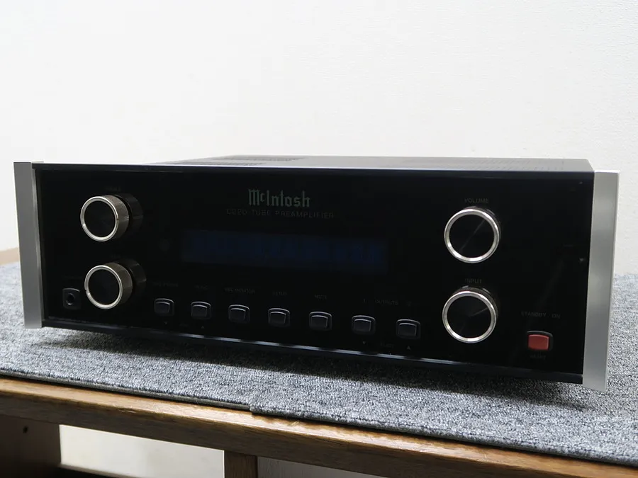 マッキントッシュ Mcintosh C220 プリアンプ
