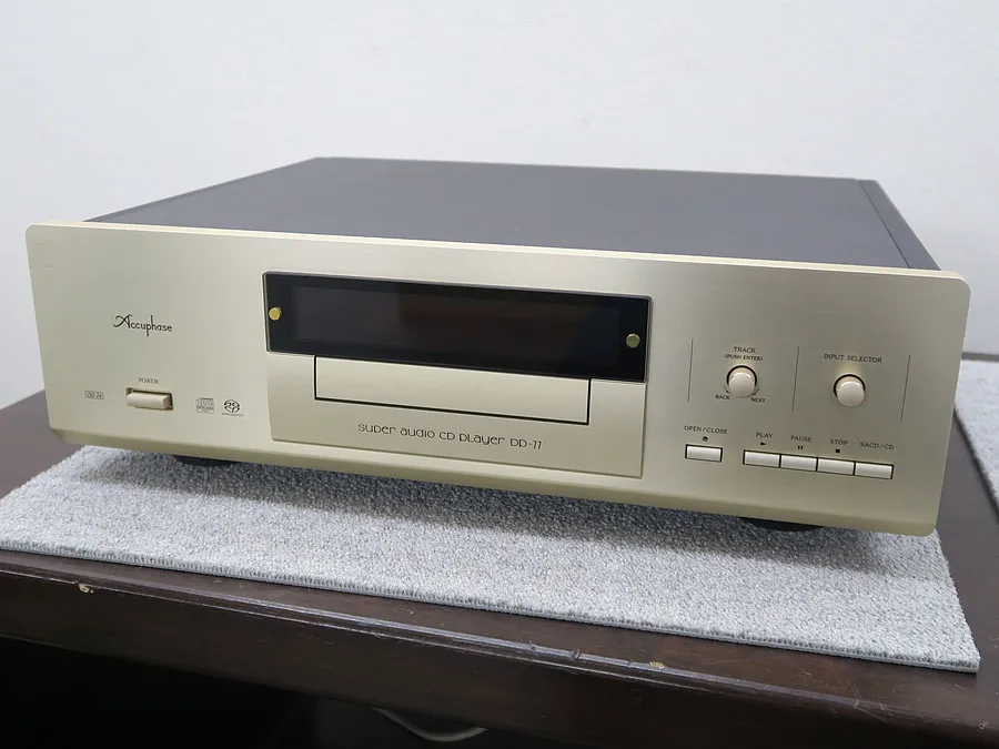 アキュフェーズ Accuphase DP-77 CDデッキ