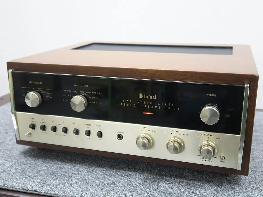 マッキントッシュ Mcintosh C24 プリアンプ ウッドケース付