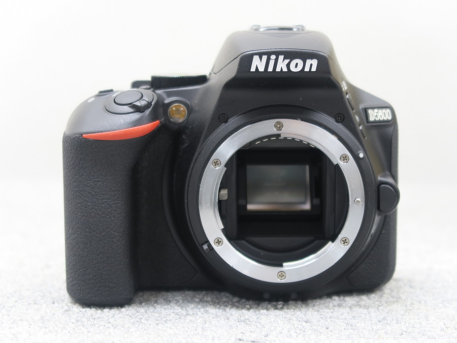 【再値下げ】Nikon d5600 18-140 vr レンズキット