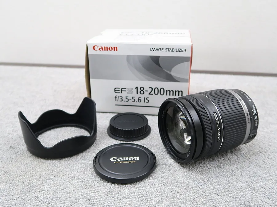 Canon EF-S18-200mm F3.5-5.6 IS カメラレンズ 元箱付
