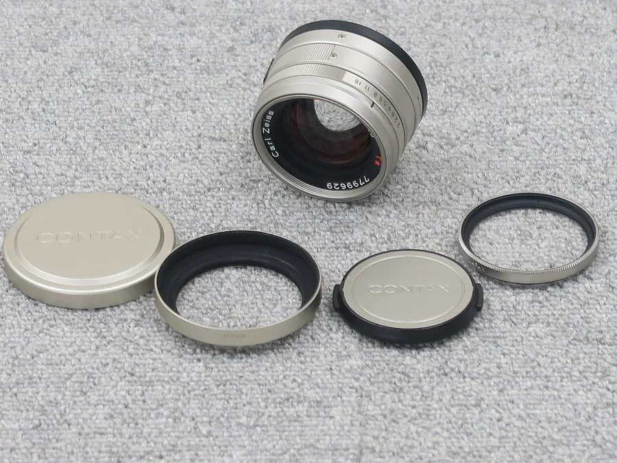 カールツァイス Carl Zeiss Planar T* G 45mm F2 カメラレンズ