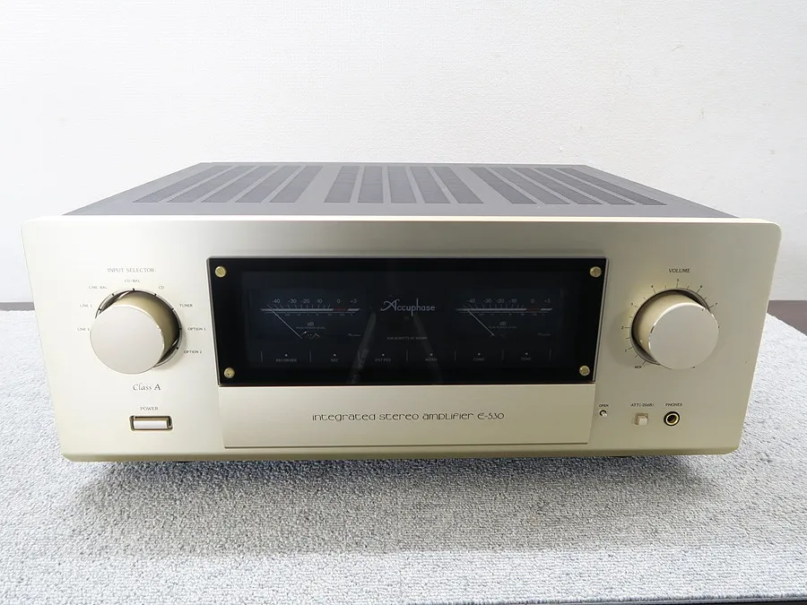 アキュフェーズ Accuphase E-530 プリメインアンプ