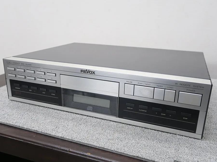 ルボックス REVOX B126 CDプレーヤー