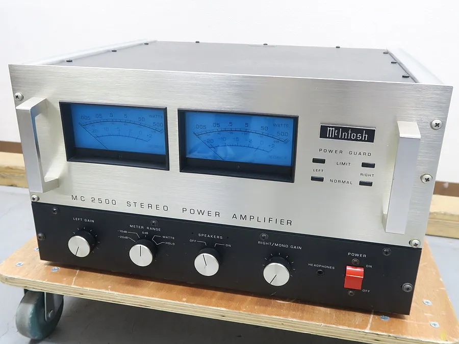 マッキントッシュ Mcintosh MC2500 シルバー パワーアンプ
