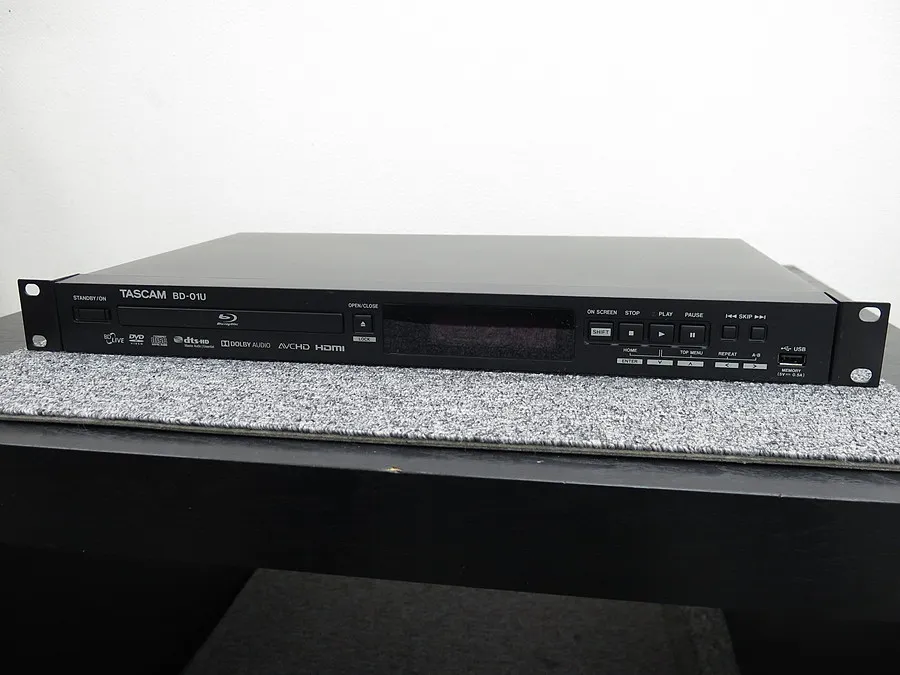タスカム TASCAM BD-01U BDプレーヤー 元箱付