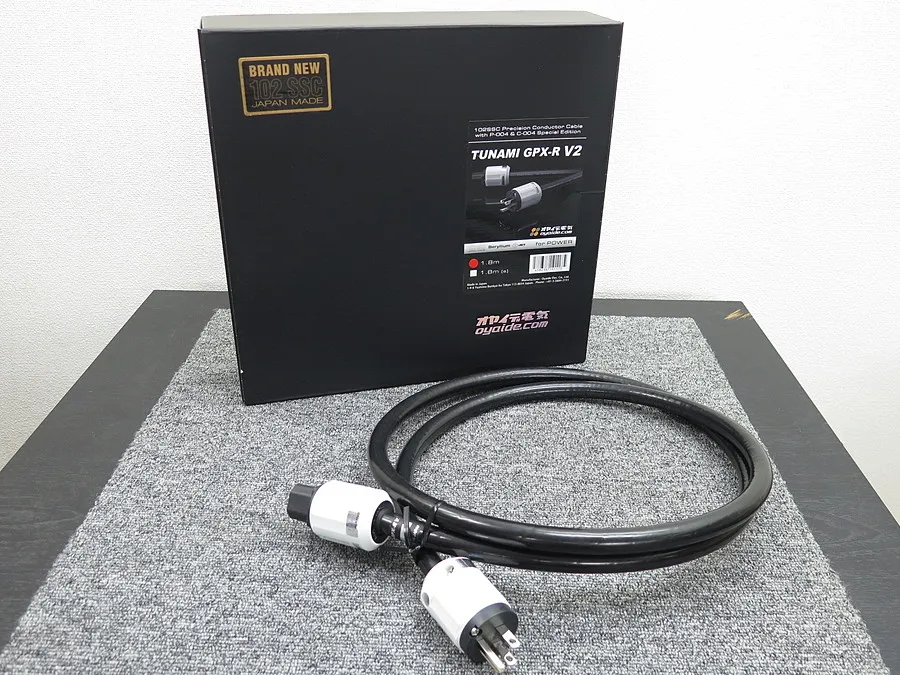 オヤイデデンキ OYAIDE TUNAMI　GPX-R V2(1.8m) 電源ケーブル 元箱付