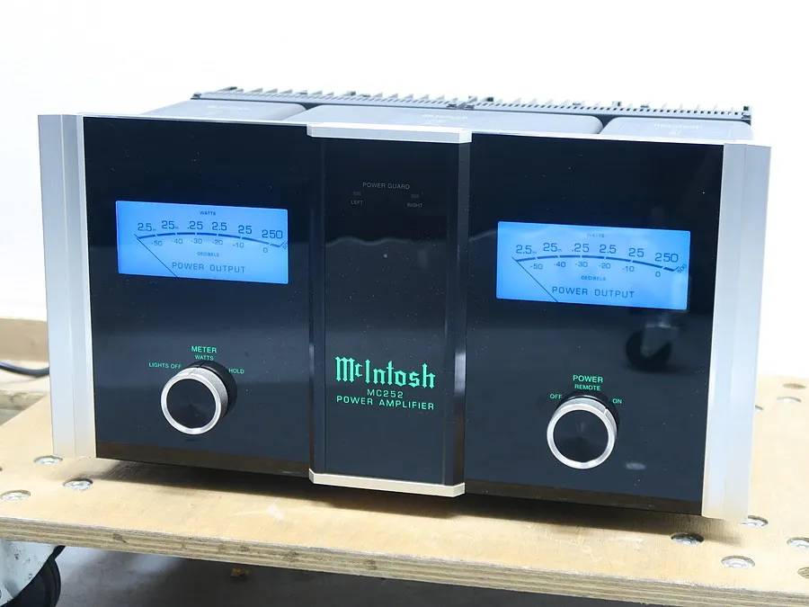 マッキントッシュ Mcintosh MC252 パワーアンプ