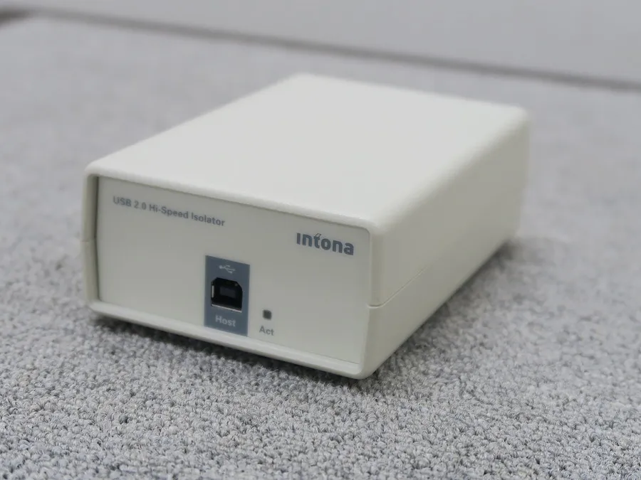 イントナ Intona 7054 Standard Version USBアイソレータ