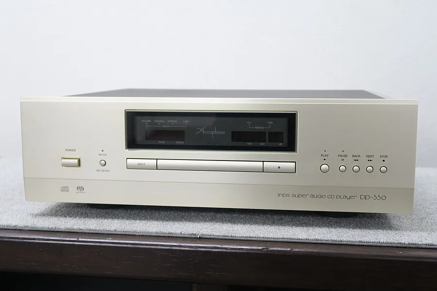 アキュフェーズ Accuphase DP-550 CDデッキ