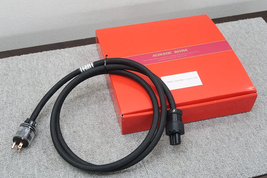 Acoustic Revive POWER STANDARD-triple C-FM(2.0m) 電源ケーブル