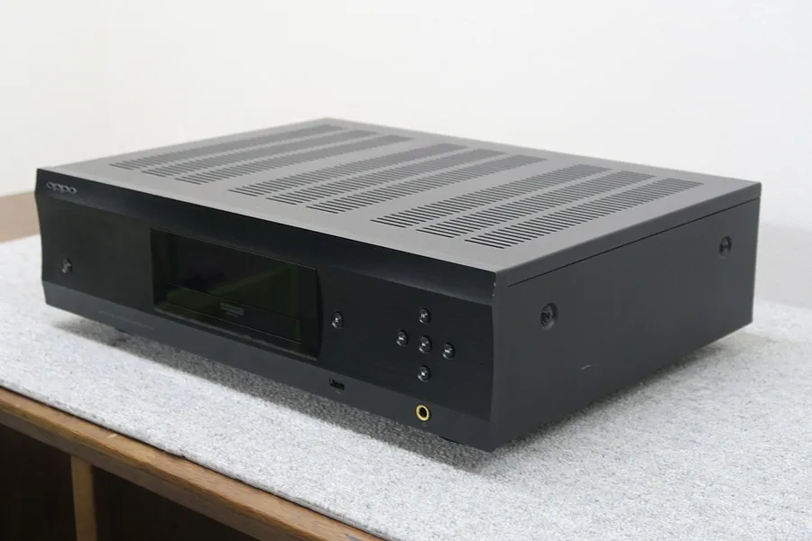 オッポ OPPO UDP-205 BDプレーヤー 元箱付 正規輸入品