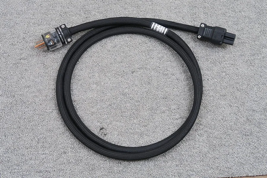 Acoustic Revive POWER STANDARD-triple C-FM 2.0m 電源ケーブル