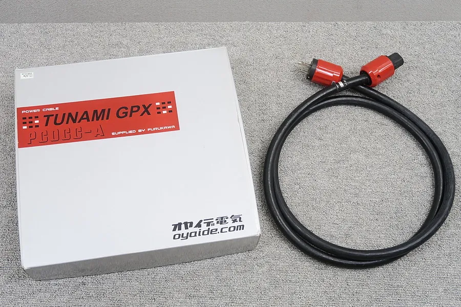 オヤイデ OYAIDE TUNAMI GPX 1.8m 電源ケーブル 元箱付