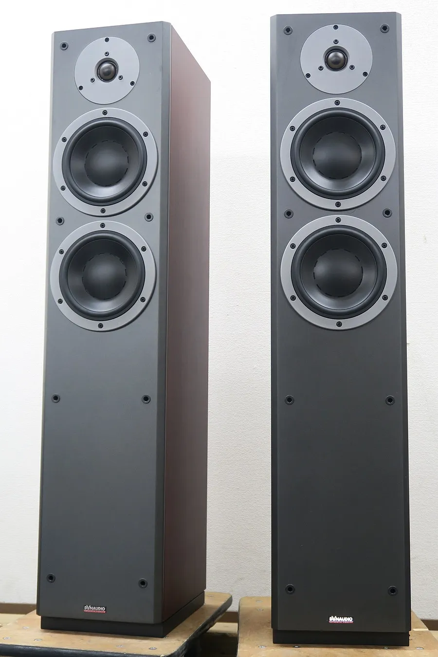 ディナウディオ DYNAUDIO DM3/7 スピーカー