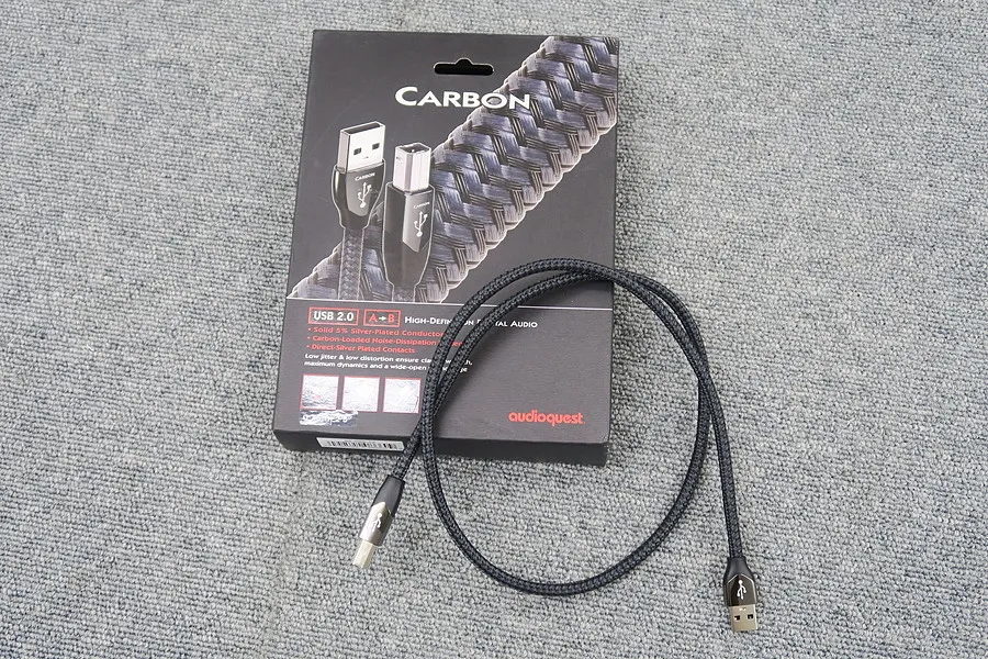 オーディオクエスト AudioQuest USB/CAR/0.75M USBケーブル 元箱付