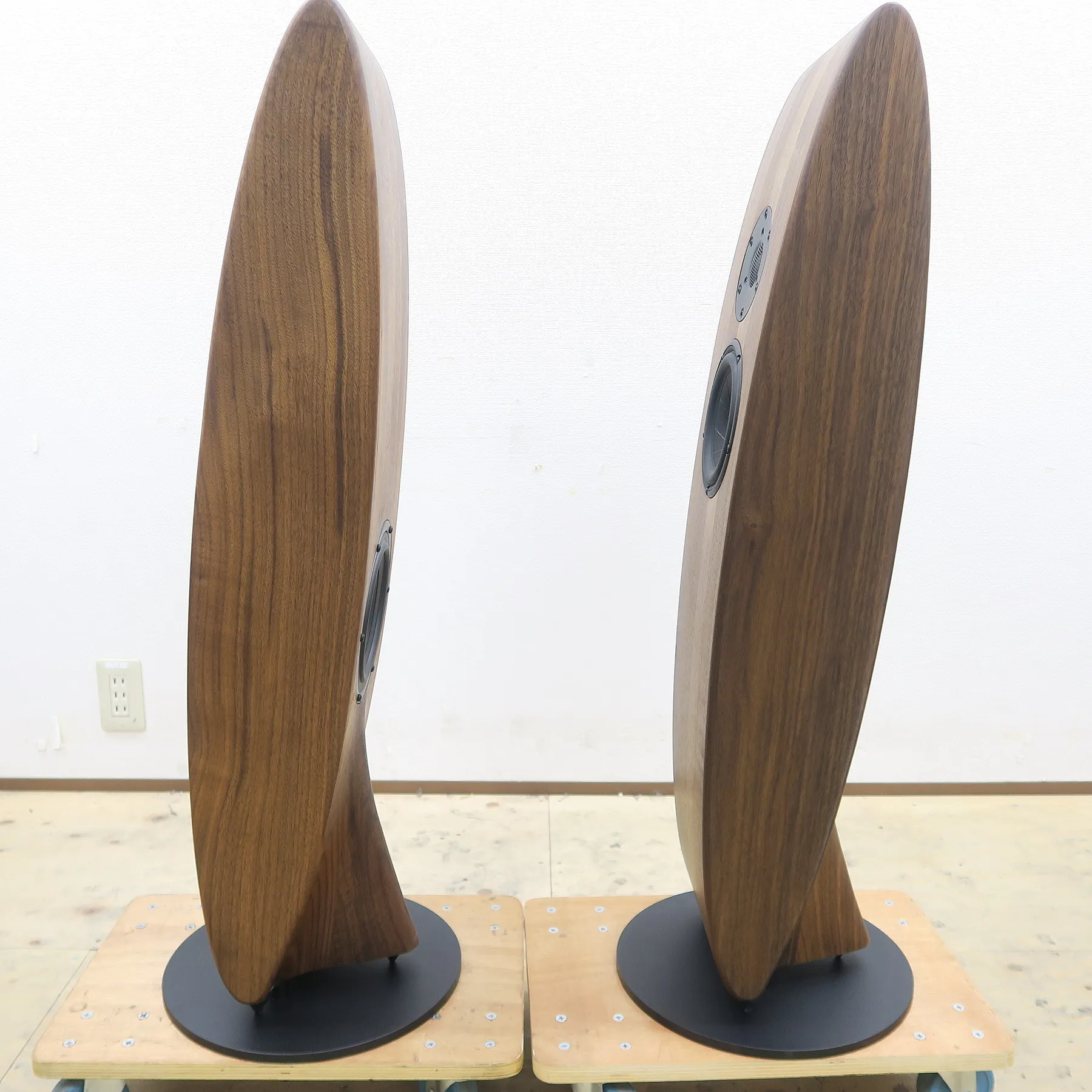 マニュファクチュア MANUFAKTUR Ellipse II スピーカー @47270｜中古