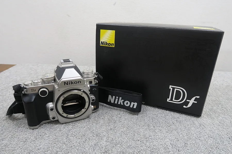 ニコン NIKON Df ボディ デジタル一眼 カメラ 元箱付