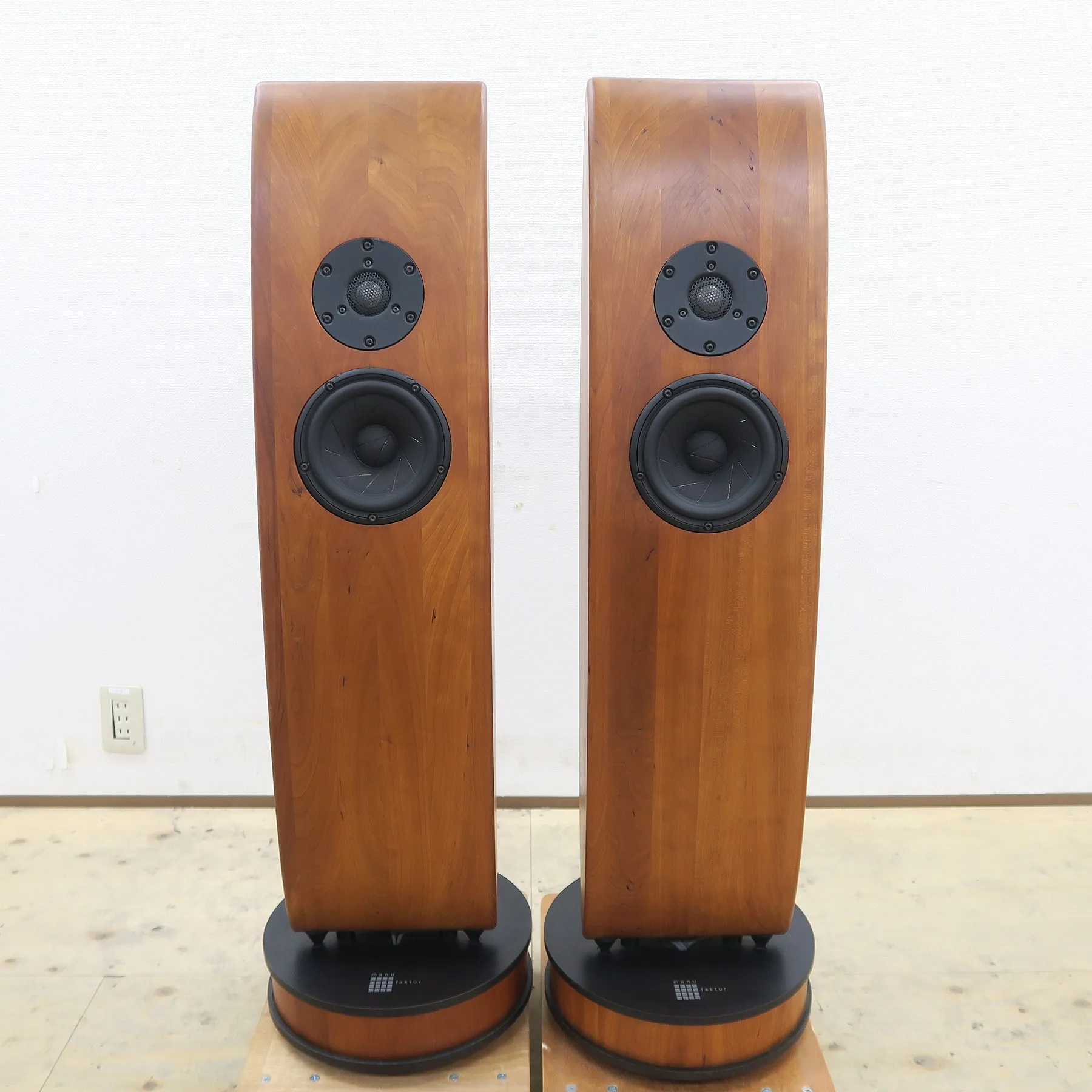 マニュファクチュア MANUFAKTUR Ellipse L II スピーカー
