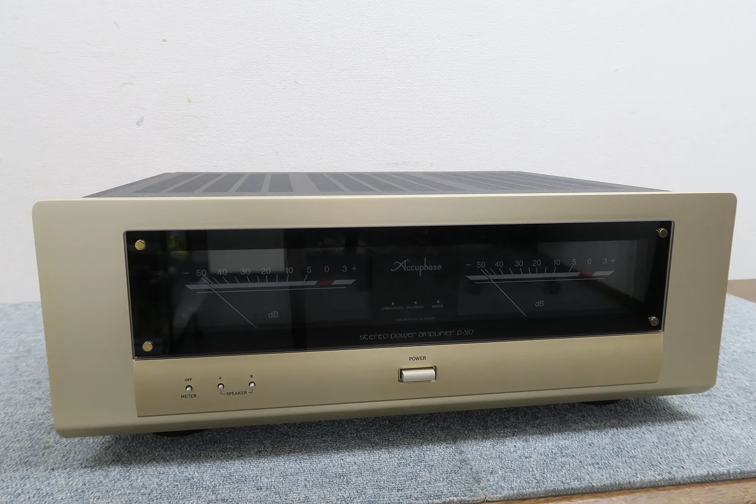 アキュフェーズ Accuphase P-370 パワーアンプ
