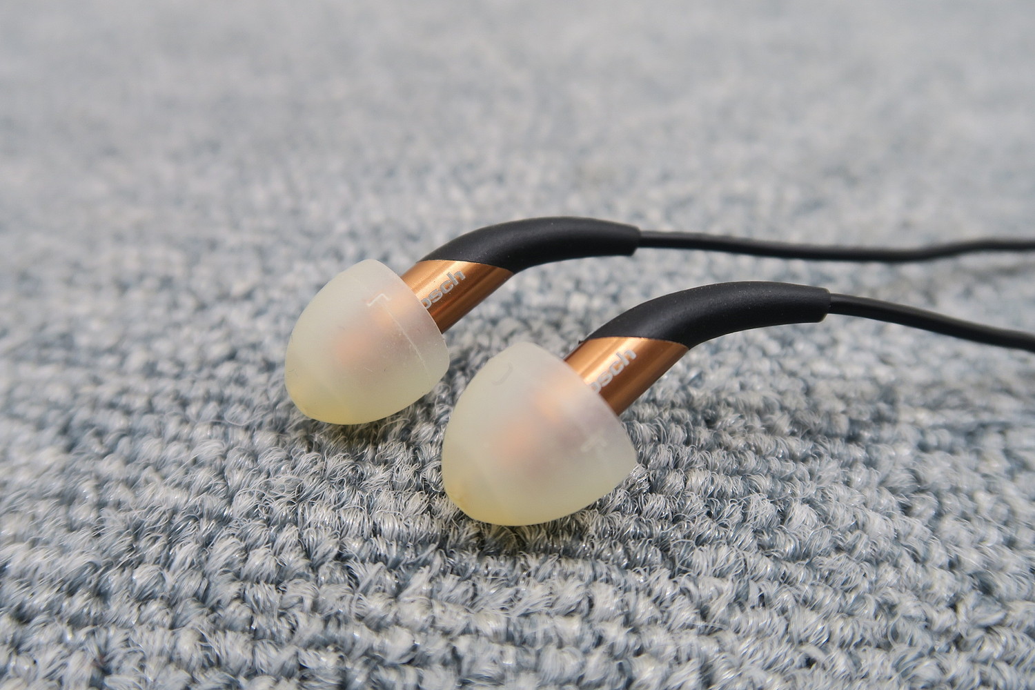 クリプシュ Klipsch X10 イヤホン @47803 / 中古オーディオ買取 クリプシュ Klipsch X10 イヤホン @47803 / 中古オーディオ買取