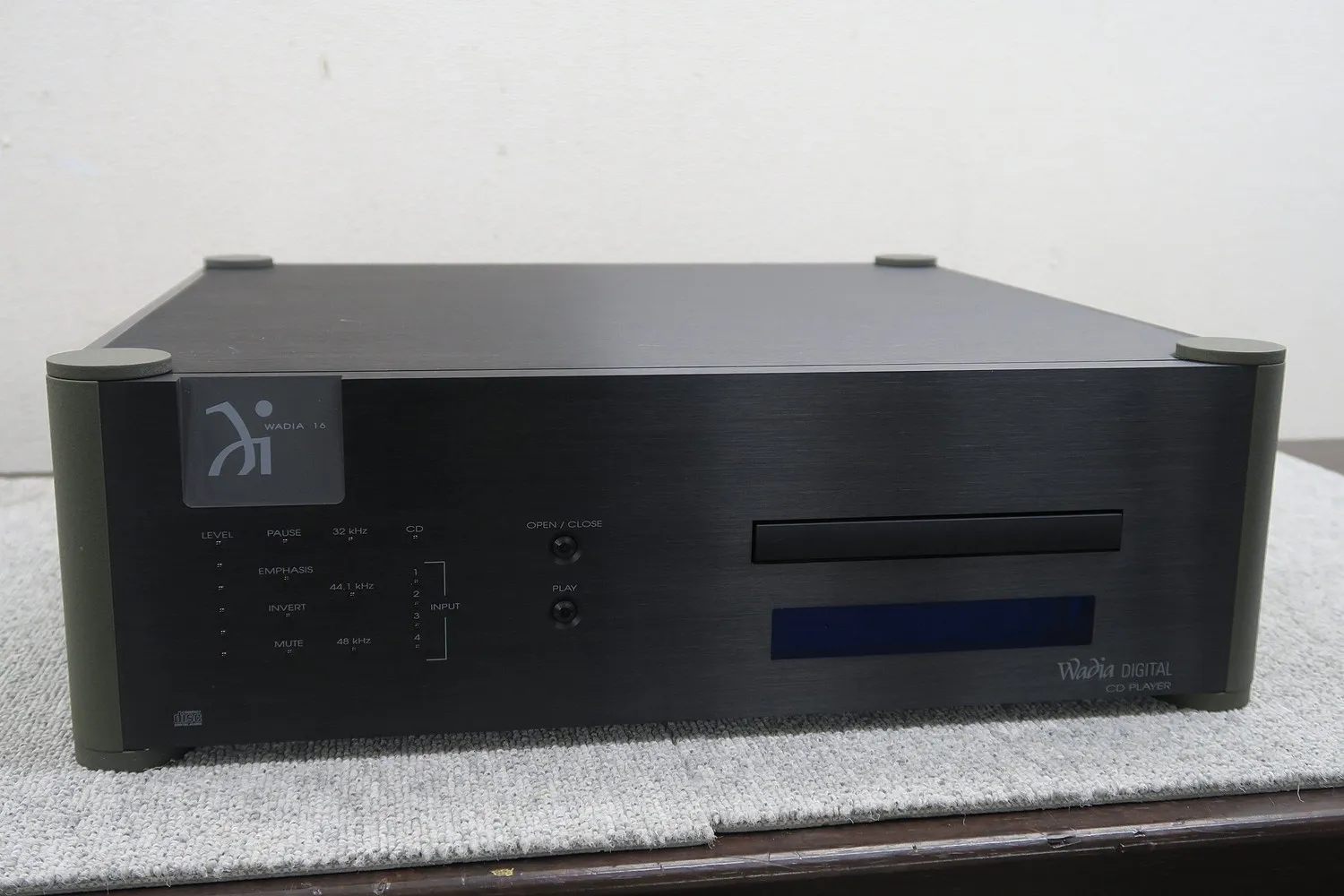 ワディア WADIA WADIA 16 CDトランスポート 正規輸入品 元箱付