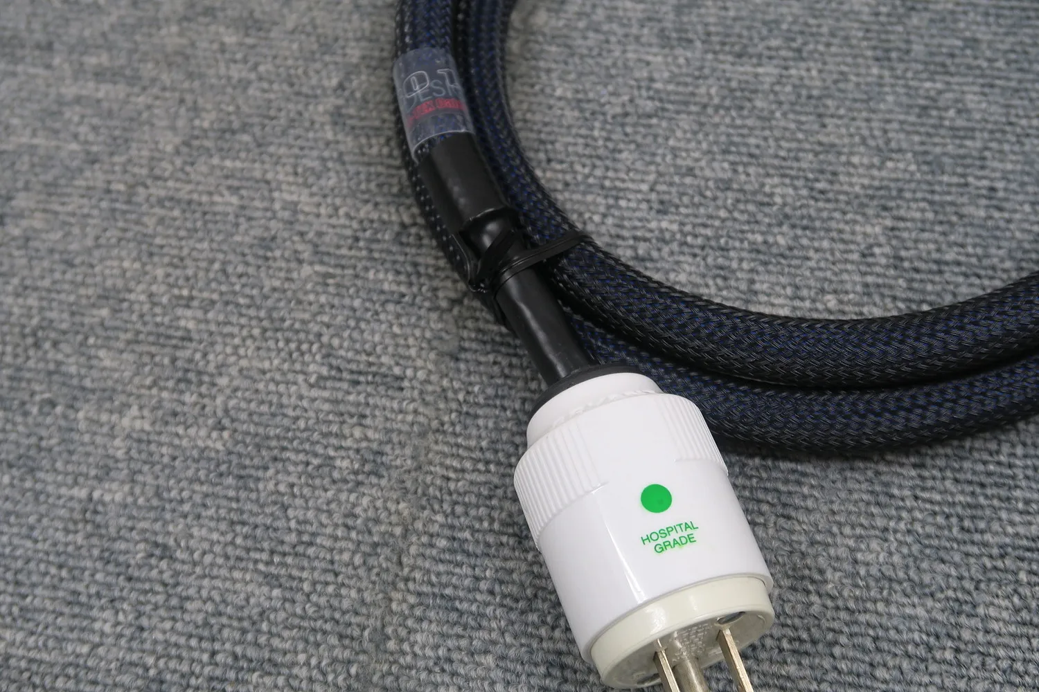 エーシーデザイン AC DESIGN ZERO 1.4(1.5m) 電源ケーブル 元箱付 エーシーデザイン AC DESIGN ZERO 1.4(1.5m) 電源ケーブル 元箱付