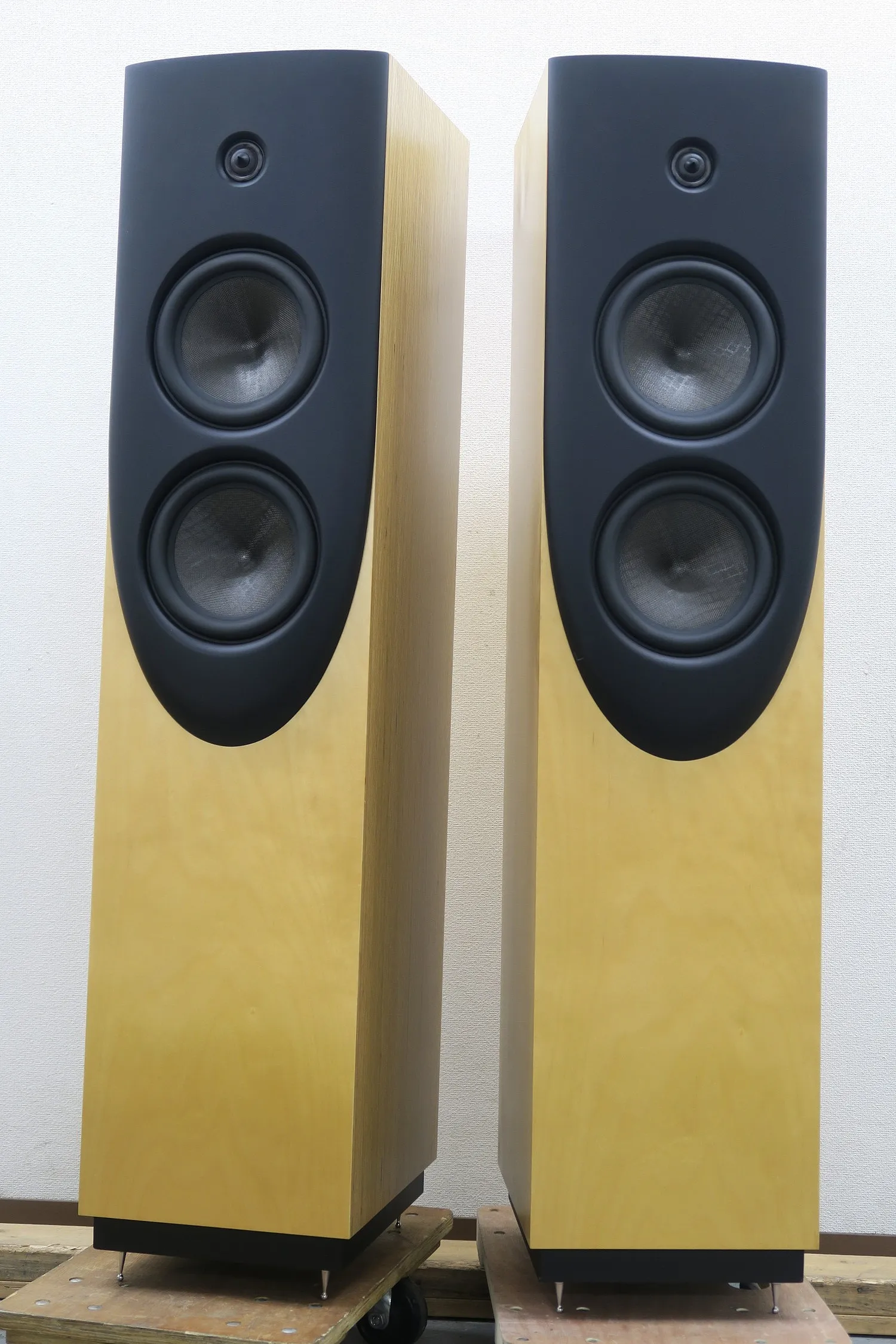 マジコ MAGICO V2 スピーカーペア