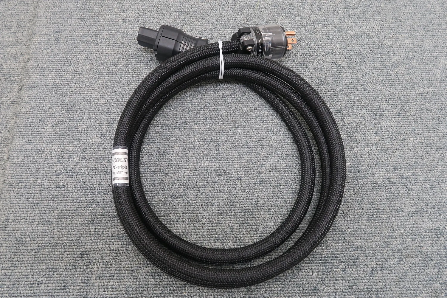Acoustic Revive POWER STANDARD-triple C-FM(2.0m) 電源ケーブル