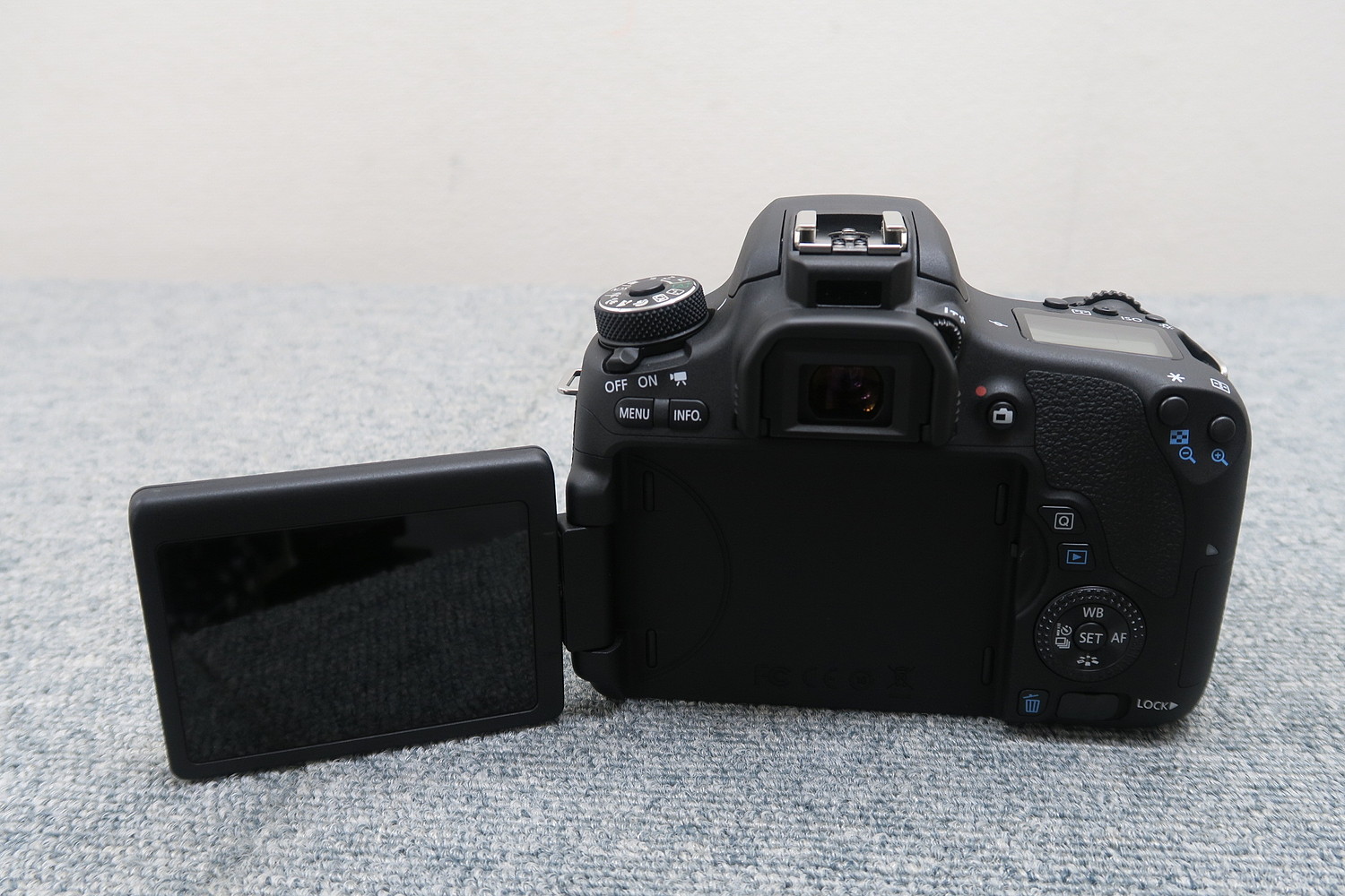 【未使用】キヤノン Canon EOS 8000D ボディ カメラ 元箱付 @48107 / 中古オーディオ買取、販売、通販のショップアフロ