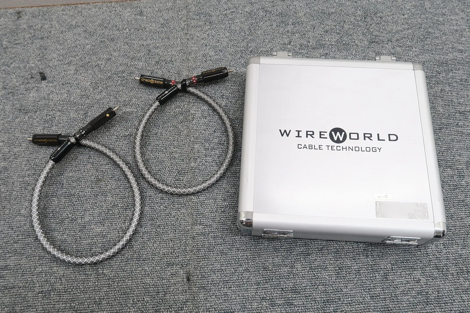WIRE WORLD PLATINUM STARLIGHT PEI 0.5m RCAケーブル ペア ケース付