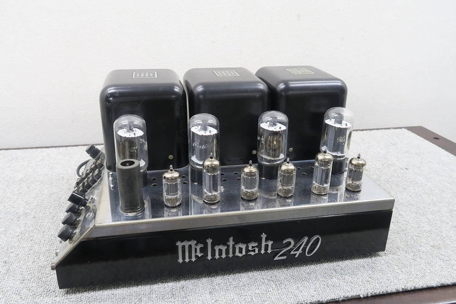 マッキントッシュ Mcintosh MC240 パワーアンプ 117-125V仕様
